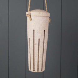 Earthy Sustainable Peanut Feeder Chaff