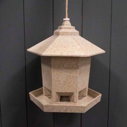 Earthy Sustainable Deluxe Hexagonal Bird Feeder Chaff