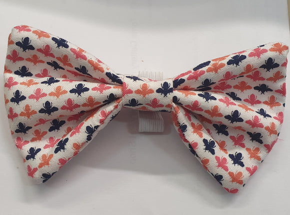 Bow Tie Busy Bee Pink Standard