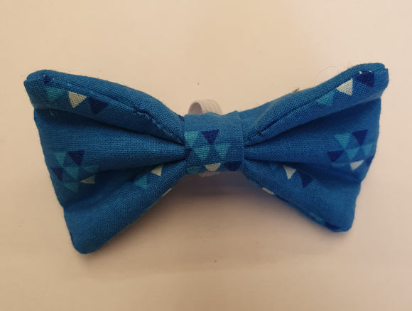 Bow Tie Blue Triangles Small